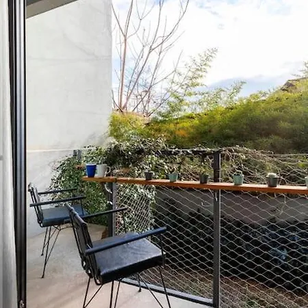 公寓 Stunning Duplex Flat With A Garden & Winter Patio 伊斯坦布尔