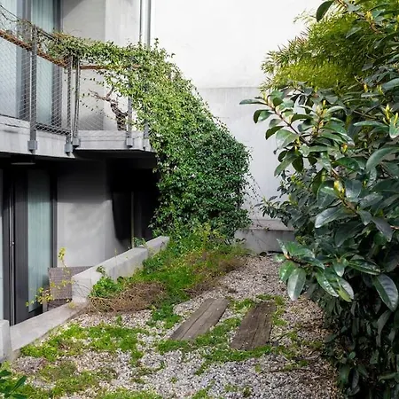 Stunning Duplex Flat With A Garden & Winter Patio