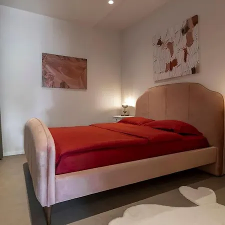Stunning Duplex Flat With A Garden & Winter Patio * İstanbul