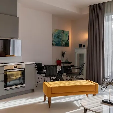 Lägenhet Stunning Duplex Flat With A Garden & Winter Patio Istanbul